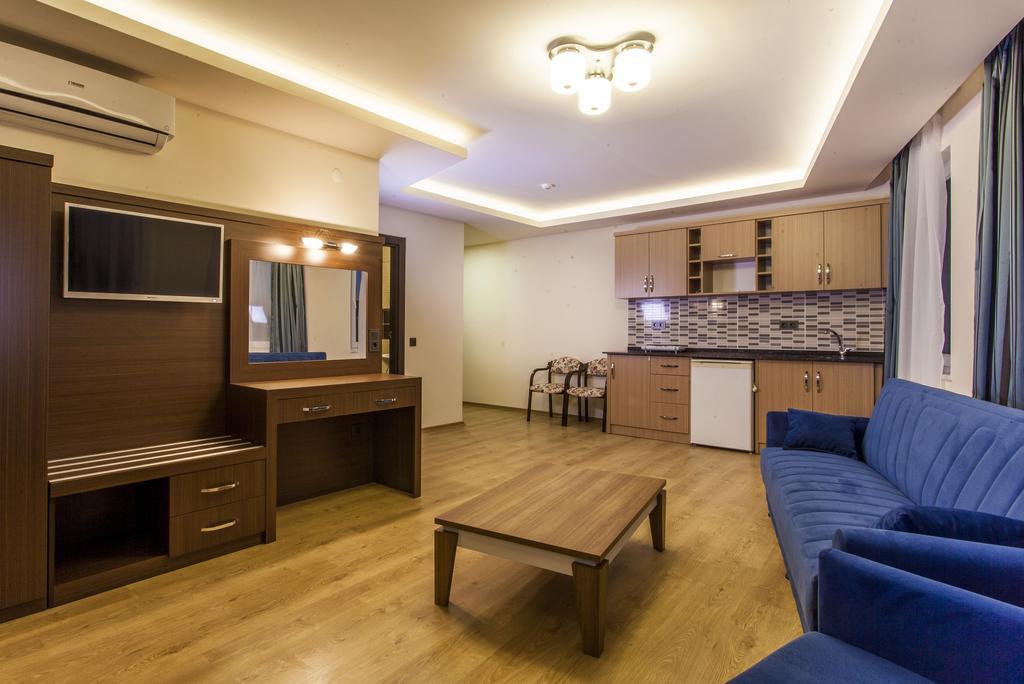 Parador Suite Hotel 阿拉尼亚 客房 照片