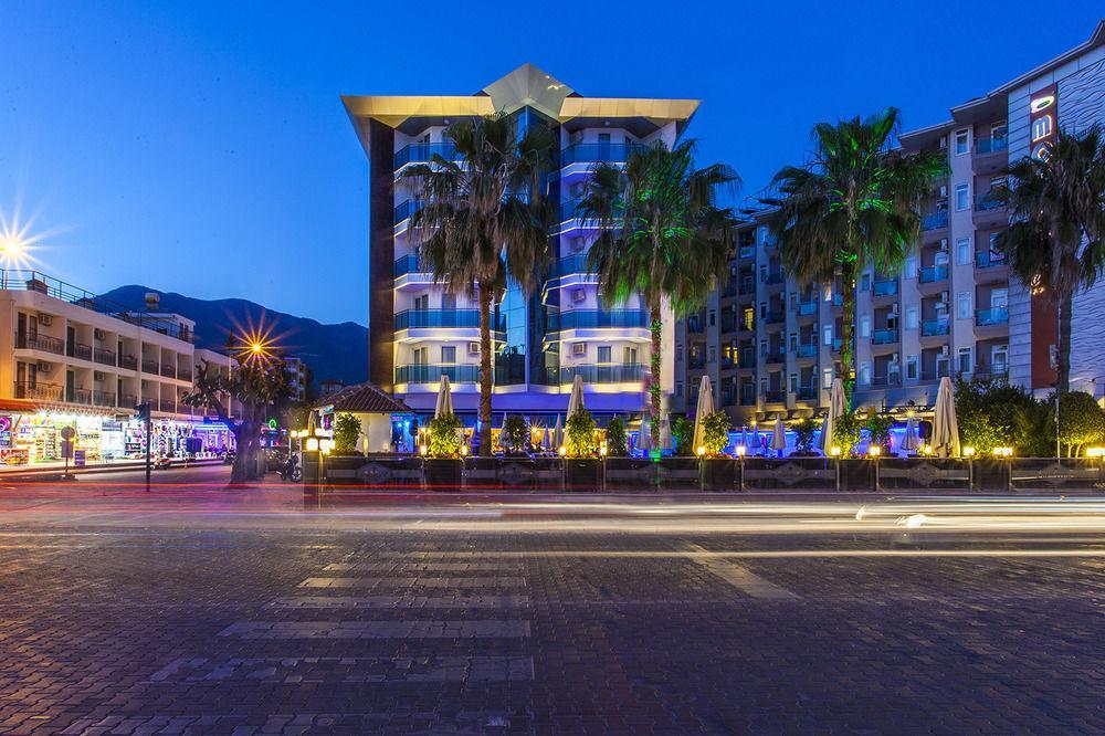 Parador Suite Hotel 阿拉尼亚 外观 照片
