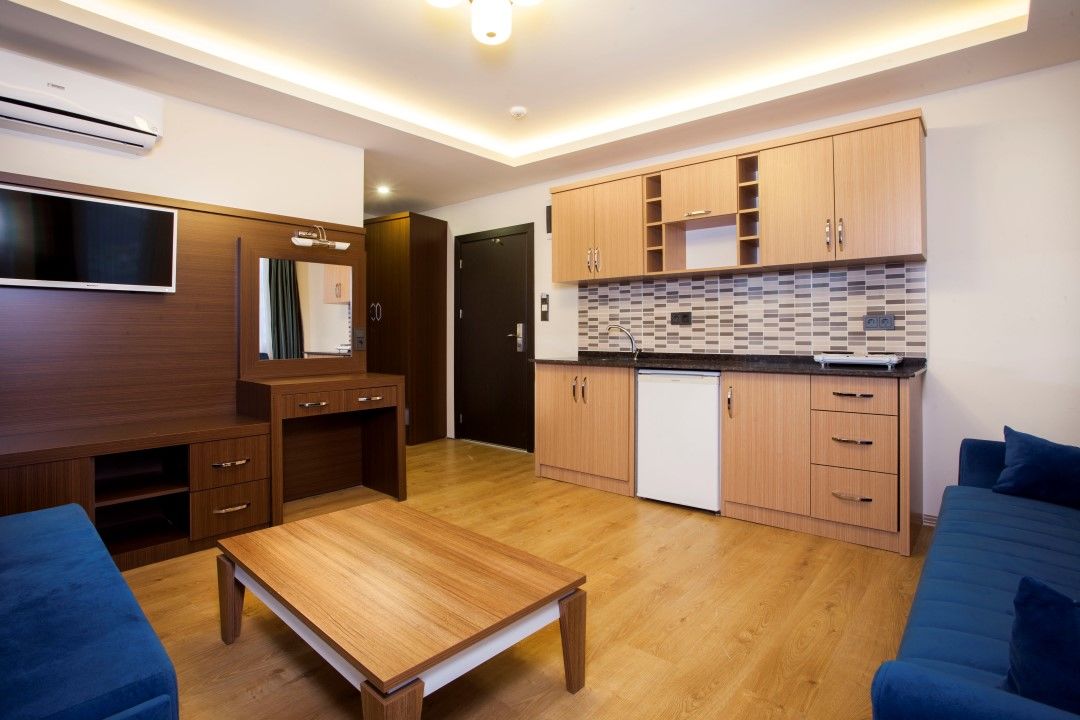 Parador Suite Hotel 阿拉尼亚 外观 照片