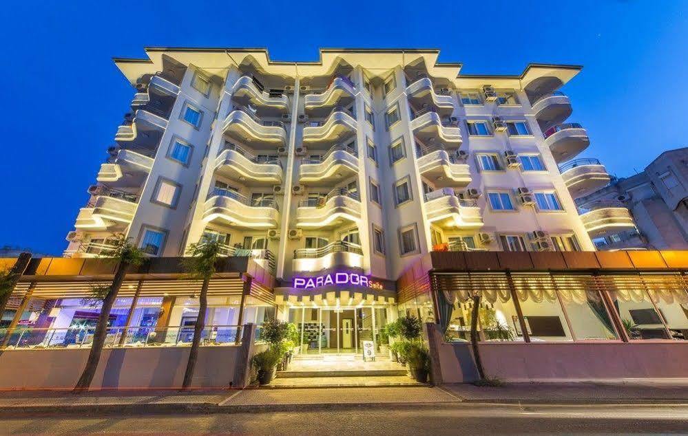 Parador Suite Hotel 阿拉尼亚 外观 照片